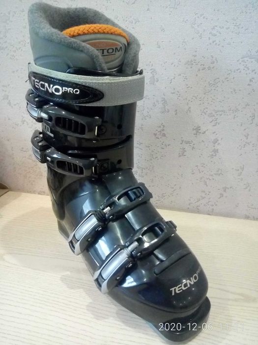 Ботинки горнолыжные TECNO Pro MAXUM Ergo-fit 8.9 series из Германии: 2 800грн. - Лыжи / сноуборды Крыжановка на Olx